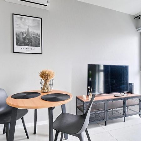 Targowa 10 National Stadium Apartment Warsaw Exterior photo